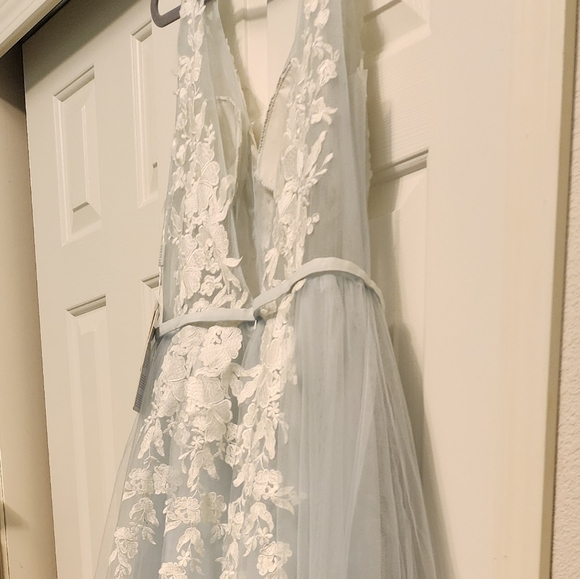 BLUE FORMAL/WEDDING DRESS - Picture 11 of 16